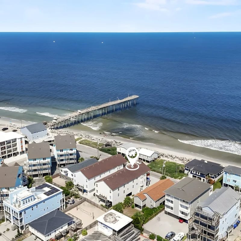 Ocean Views 3BR | Walk to Pier Dining & Drinks